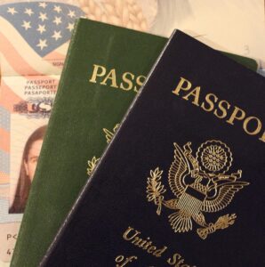 passport-315266_1920