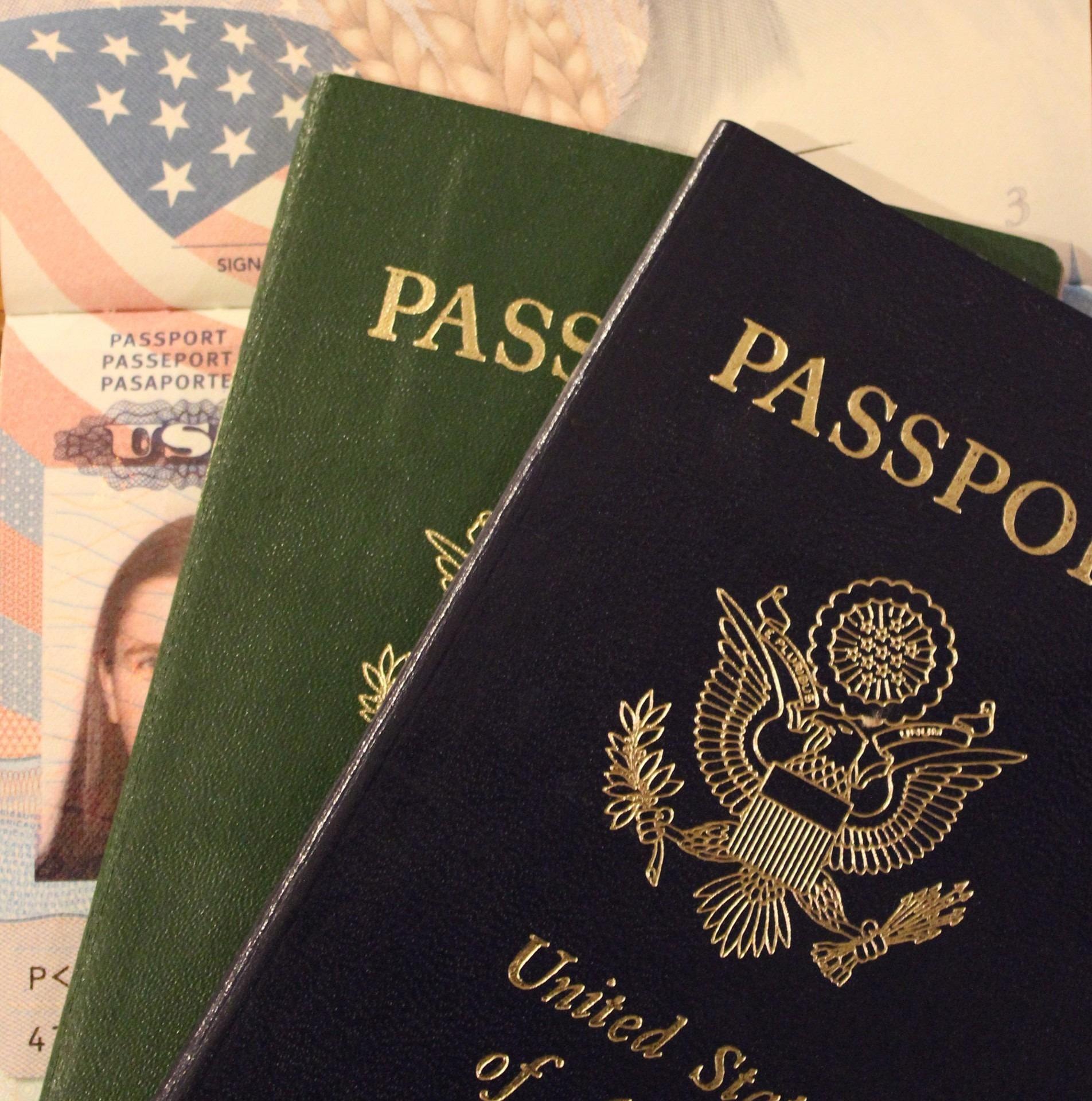 passport-315266_1920