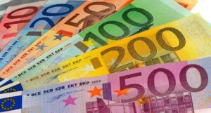 Prioritizing Expenses and Income Sources to Maximize Savings