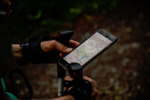 GPS Devices: Choosing the Right Tool for Your Adventures