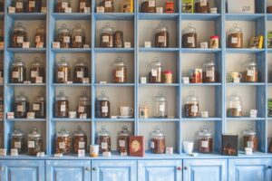 Herbal Remedies and Natural First Aid for the Home